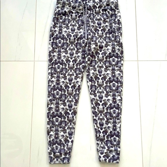 Danskin Pants - Danskin Gray and Cream Cheetah Print Velour Joggers Size S